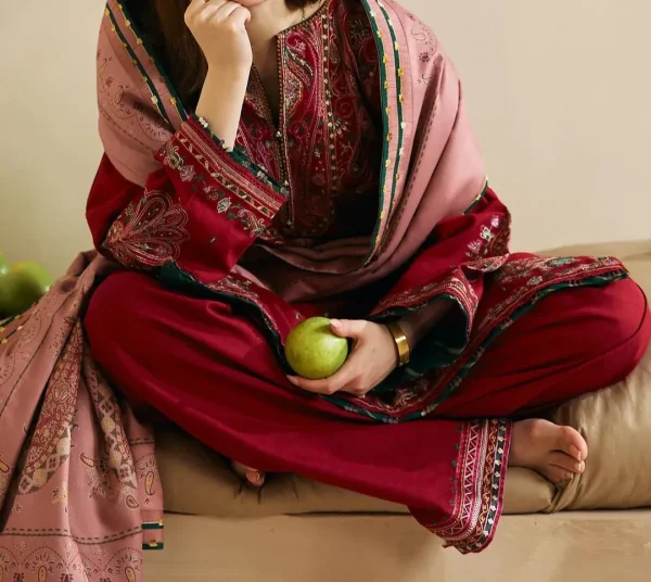 Zara Shahjahan Embroidered Karandi 3pc