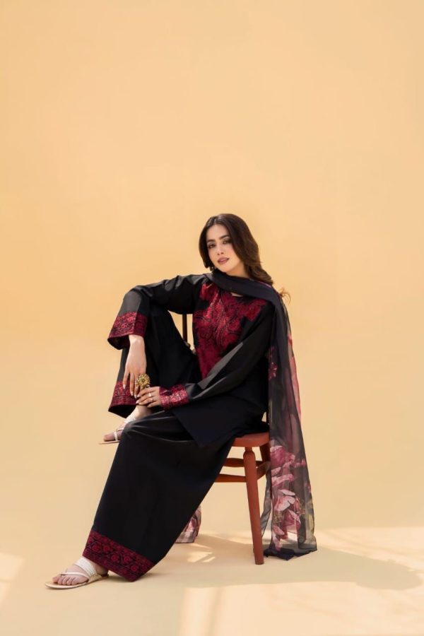Elegant Black Embroidered 3-Piece Suit
