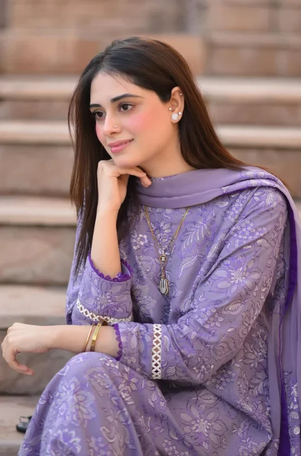 Bareeze- Dhanak Embroidered 3pc