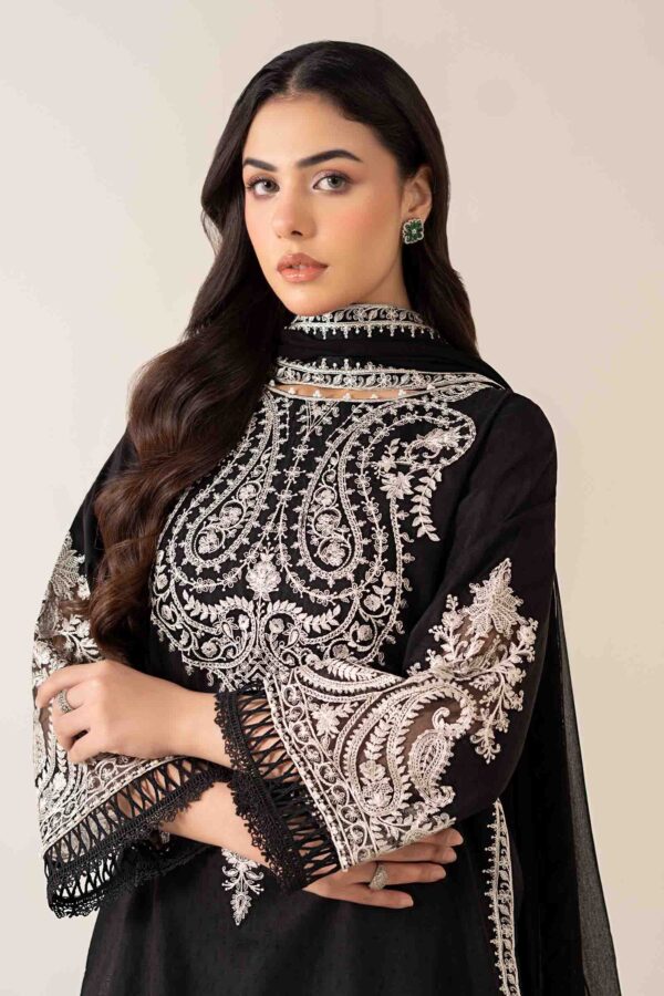 Black Embroidered Lawn 2pc – Elegant Partywear for Women