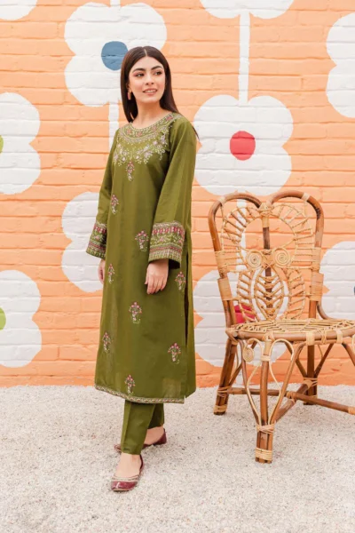 Hina-Embroidered Lawn 2pc