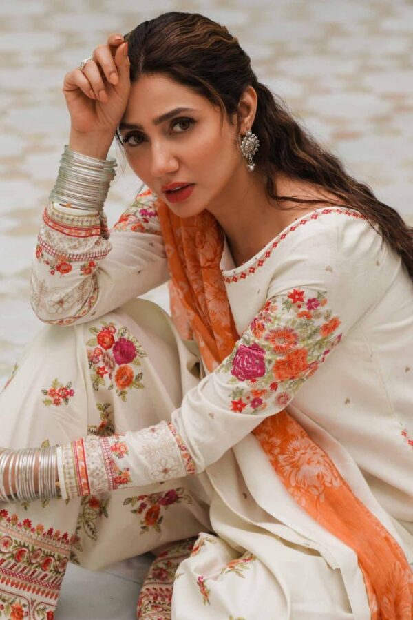 Zara Shahjahan summer Embroidered Lawn Collection