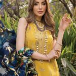 Flossie-Embroiered Lawn 3pc