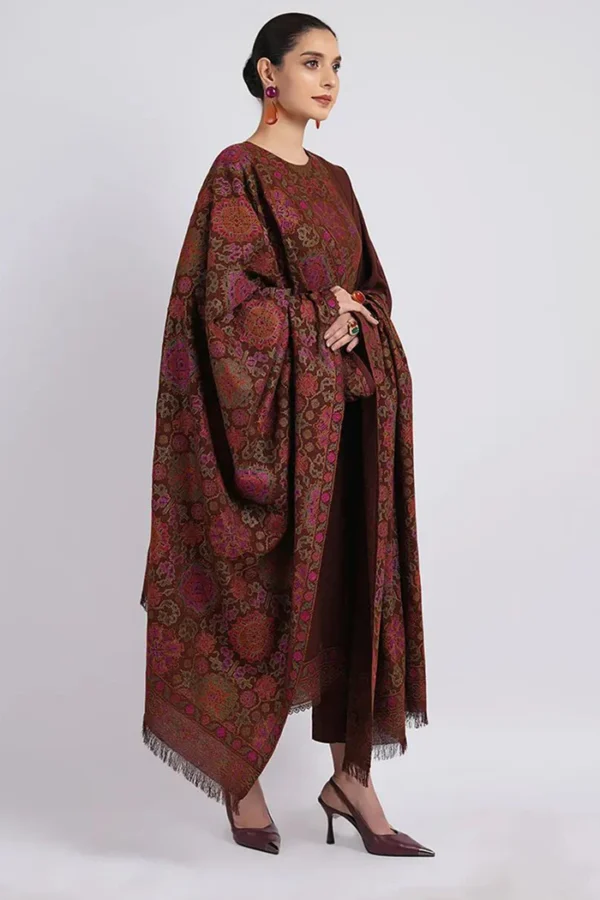Bareeze-Embroiered Dhanak 3pc with Embroidered Shawl