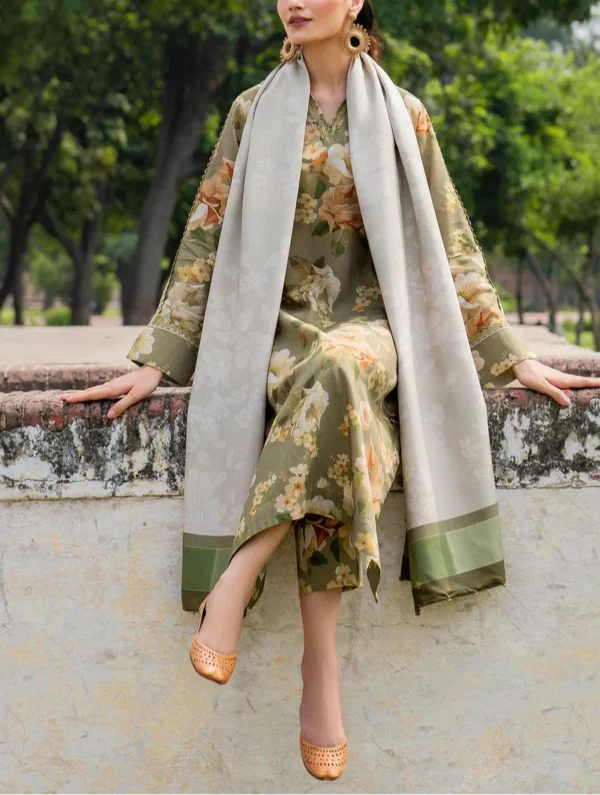 Baroque-3pc Printed Khaddar Suit