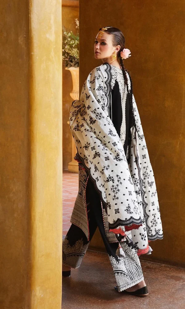 Hussain Rehar-Dhanak Embroidered 3pc with Printed Dupatta