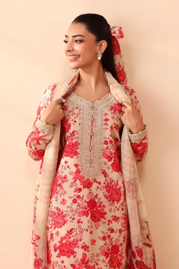 Maria B-Linen Printed 3pc with Heavy Embroidered Patches