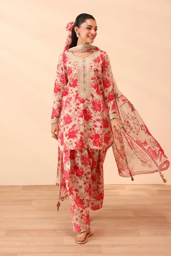 Maria B-Linen Printed 3pc with Heavy Embroidered Patches