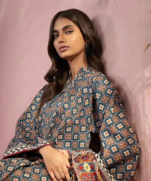 Sapphire-Khaddar Digital Printed 3pc-2