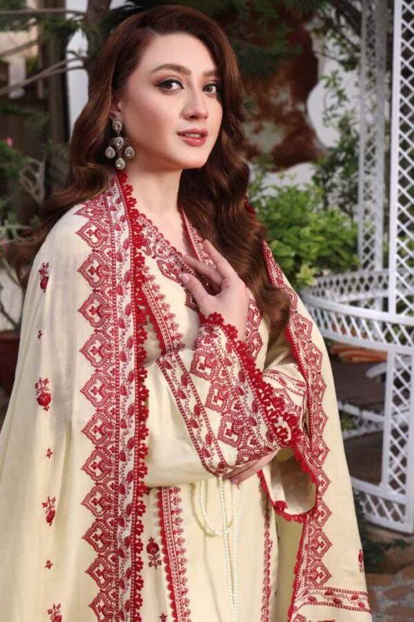 Aneelas-Dhanak Heavy Embroidered 3pc Dress