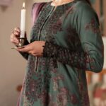 Iznik-Dhanak Printed with Embroidery Patches