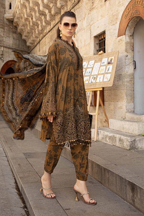 Maria B-Embroidered Dhanak 3pc Suit
