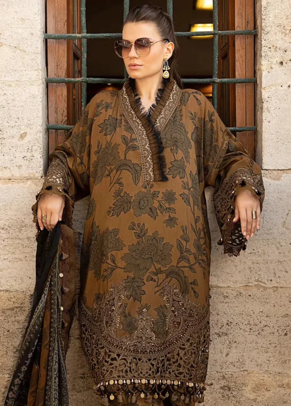 Maria B-Embroidered Dhanak 3pc Suit