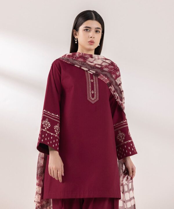 Sapphire-Embroidered Dhanak 3pc with Digital Prnted Shawl