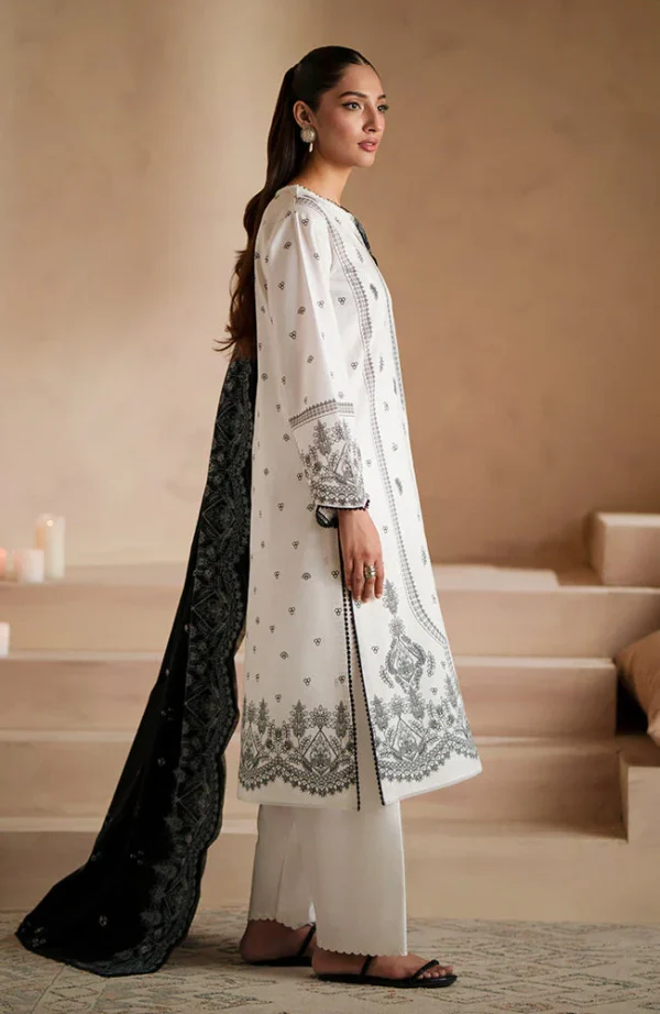 Seran-Dhanak 3pc Embroidered Suit