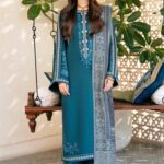 Izel-Heavy Embroidered Dhanak spc suit