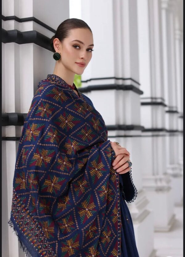 Bareeze- Unstich Embroidered 3pc+ Emboidered Shawl