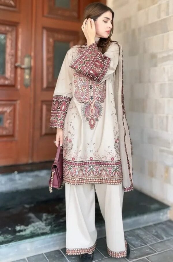 Dhanak Heavy Embroidered 3pc suit winter Collection