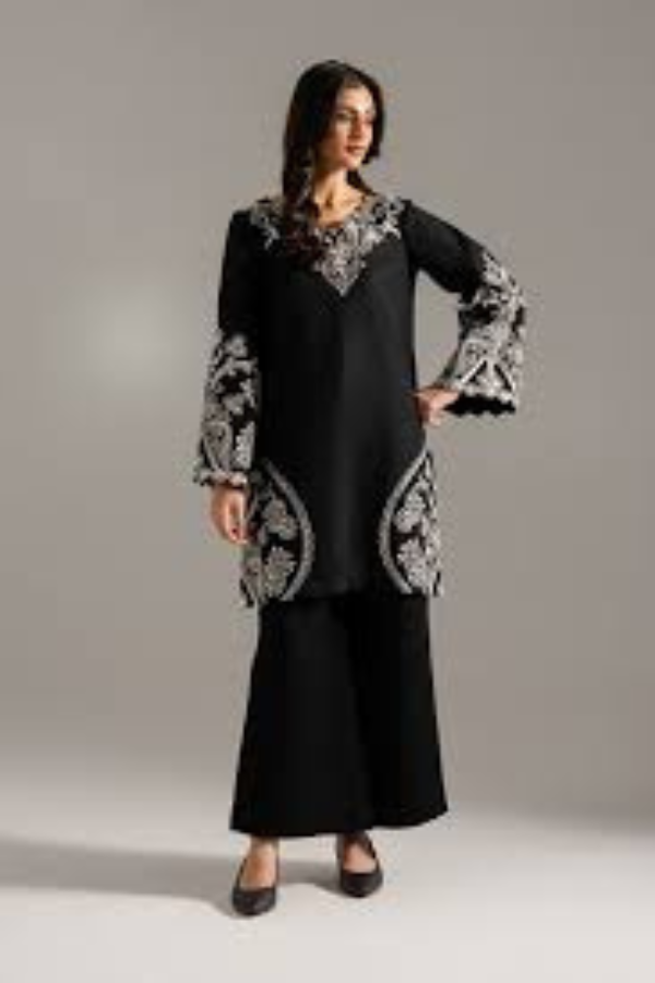 Izel- Luxury Embroidered Khaddar 3pc Dress