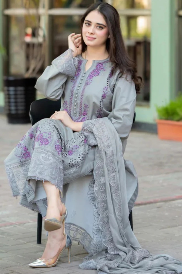 Libaas-Luxury Dhanak Embroidered 3pc Dress