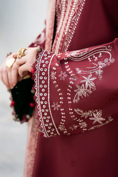 Izel-Embroidered Lawn 3pc with Chiffon Dupatta