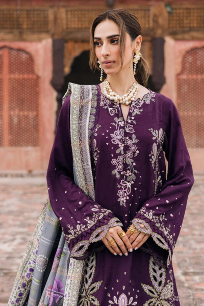 Nureh- Embroidered Lawn 3pc Suit