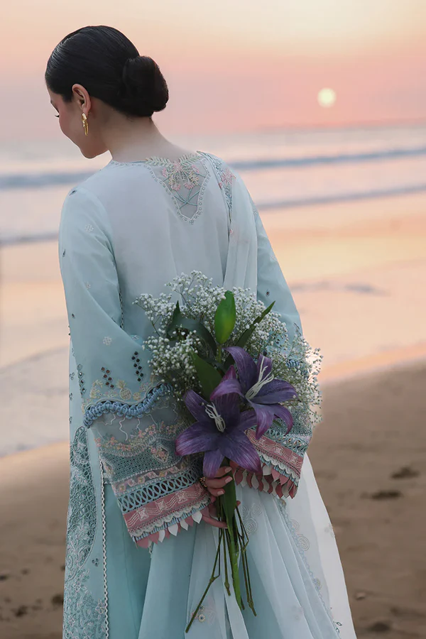 Qalamkar Sahil -Luxury Lawn Ayra 05 light blue suit