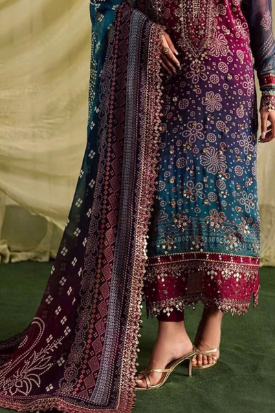 Nureh-Emboidred 3pc with ChiffonDupatta & lace