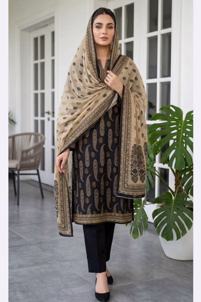 Mahrooj Printed Lawn Black & White Dress (1)