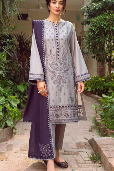 Jazmin-Embroidered Lawn 3pc Dress