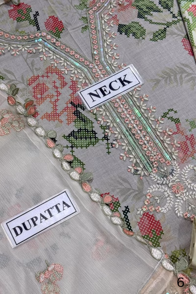 nureh-printed -lawn -3pc -full -heavy -embroidered -dress -nayab-collection